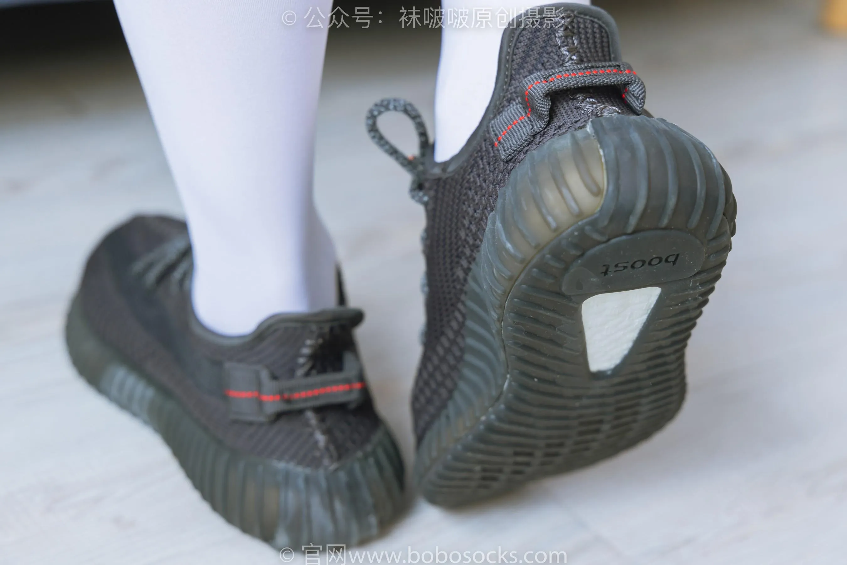[BoBoSocks袜啵啵]NO.214 小沫-黑色运动鞋、厚白丝 [89P]插图7